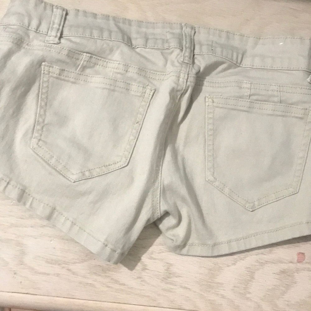 Shorts - Picture 2 of 2